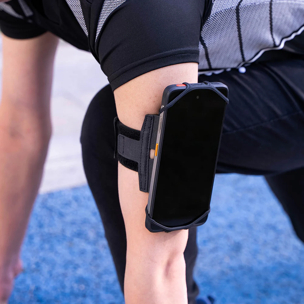 Sports Armband - Image 4